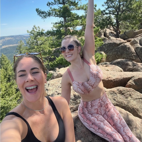 Victoria's Secret Pink Patterned Leggings - Picture 3 of 7